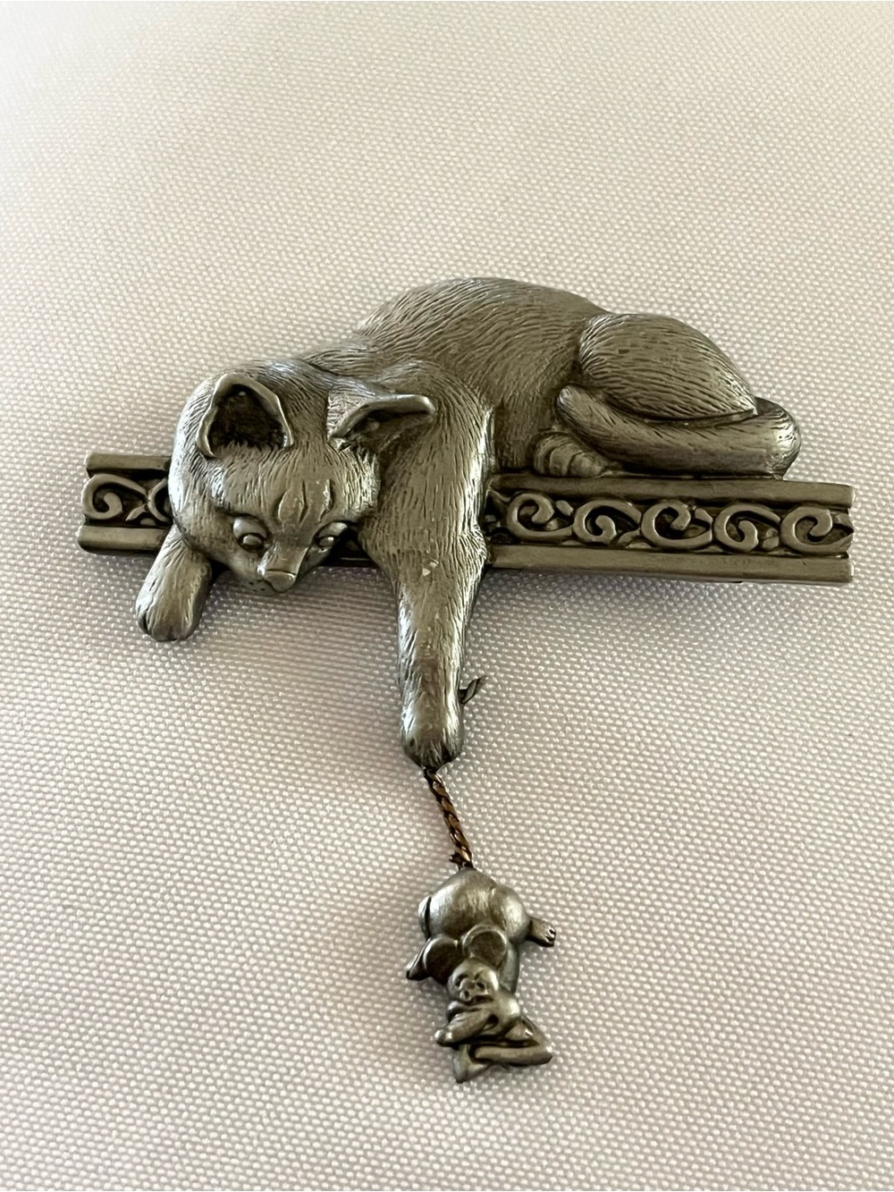 Vintage Jonette Cat And Mouse Pewter Brooch